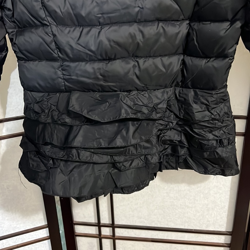 Tahari jacket - Picture 8 of 9